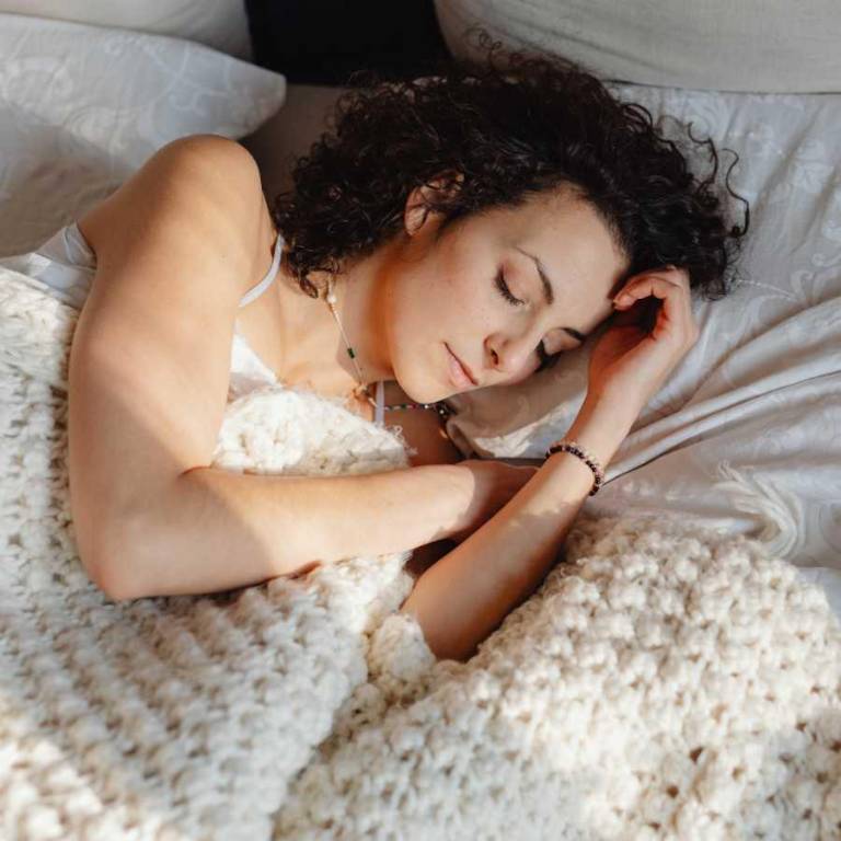 $!Personas con apego ansioso serían más vulnerables a sentir celos cuando duermen poco.