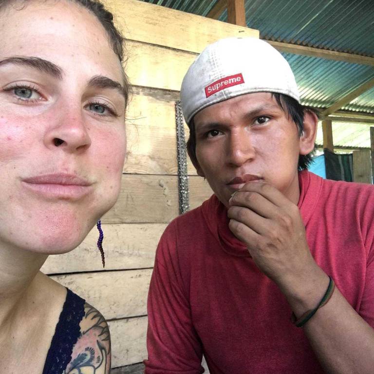 $!Caroline supo adaptarse a la vida en la selva amazónica por amor.