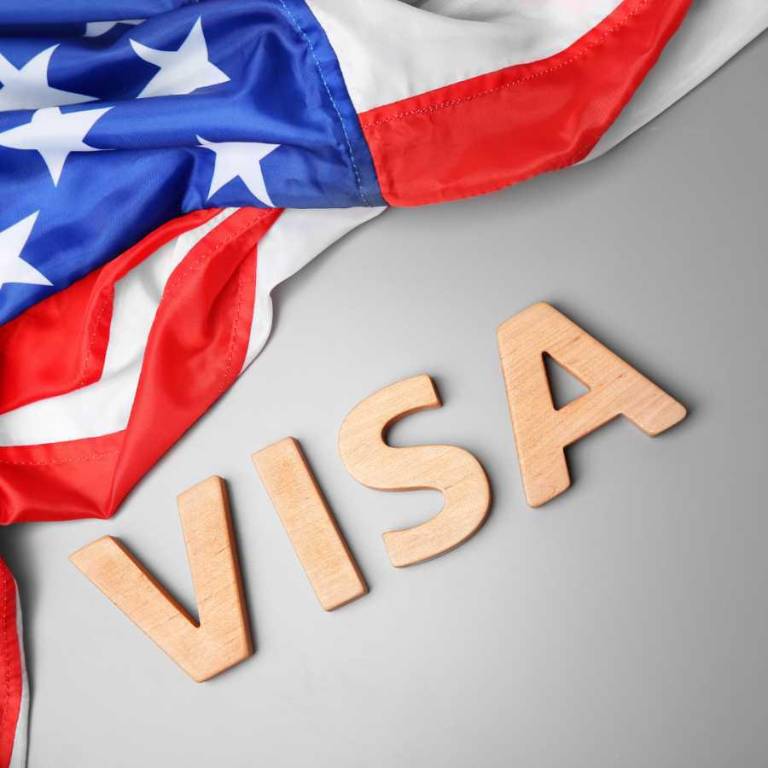 $!El trámite de visa podría pasar de USD 185 a un mínimo de USD 435.