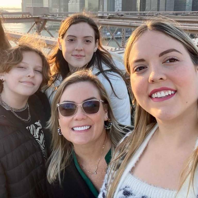 $!“Mi sueño más grande es que Camila vuelva a decirme ‘mamá’”, expresó Úrsula en una emotiva publicación junto a sus hijas.