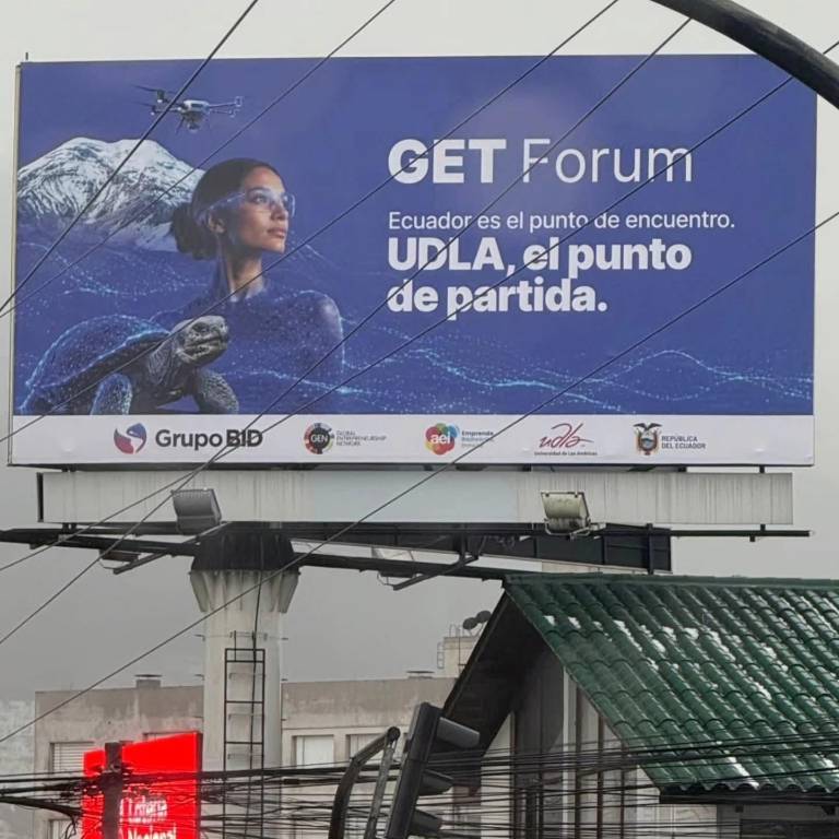 $!En una valla instalada en una de las avenidas de Quito se promociona GET Forum; las jornadas de este martes y miércoles se efectuarán en el Hotel Marriott.