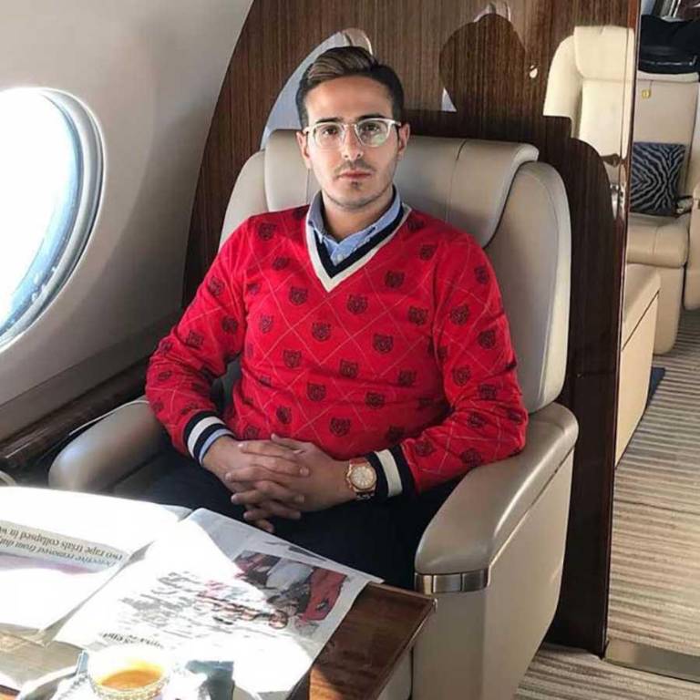 $!Está acusado de estafar cerca de 10 millones de dólares a mujeres en Europa.