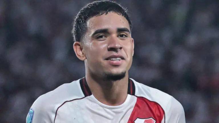 Kendry Páez rescindió su contrato con River Plate y regresará al Chelsea