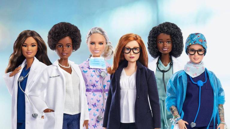 Barbie realiza un homenaje a las heroínas del Covid-19