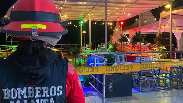 Nueve heridos por un socavón en una fiesta en Manta
