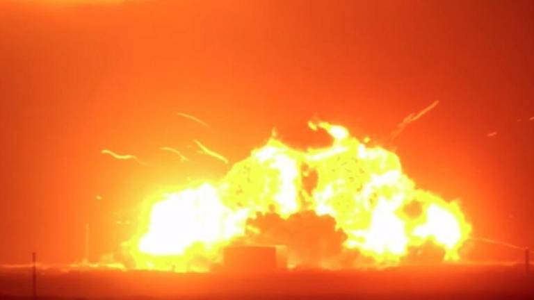 Fotografía que muestra la explosión registrada en la base aeroespacial.