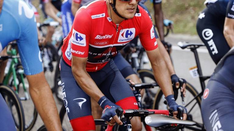 Richard Carapaz llega noveno en nueva etapa de La Vuelta