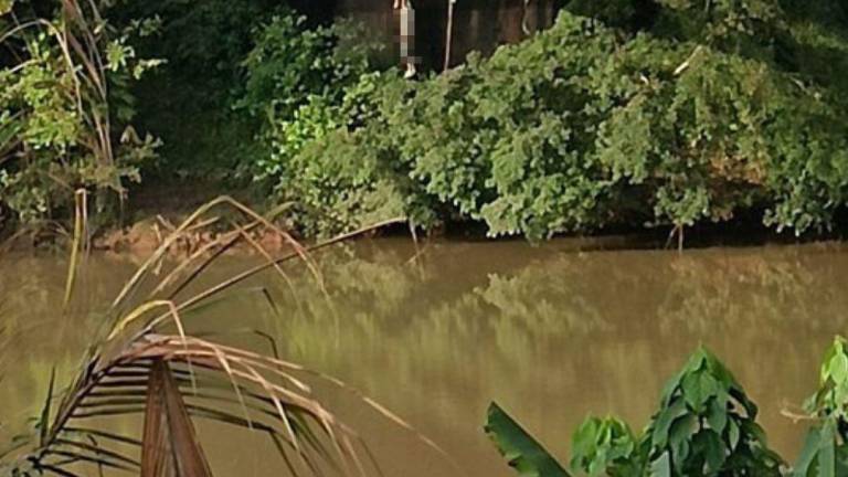 ¿Quiénes eran los sujetos colgados en el puente sobre el río Payamino? Acusados de robo y habrían sido secuestrados