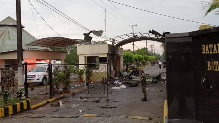 Ataque con explosivos deja un militar y un civil muertos en Colombia