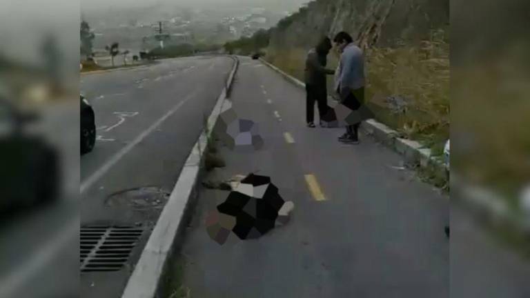 Hallan tres cadáveres en la av. Simón Bolívar, al norte de Quito: ciclistas reportaron el hecho