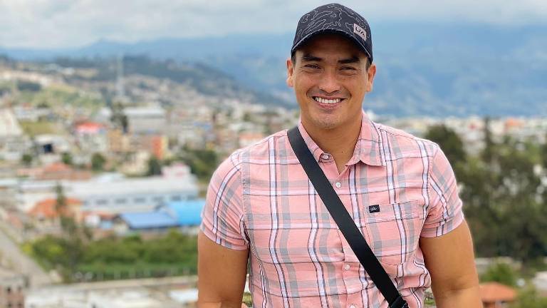 Que se cumpla su último anhelo: Piden que la madre de Álex Paredes salga de la cárcel para que asista al funeral