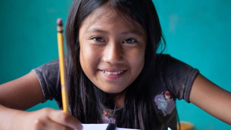¿Cómo aprenden los niños en sectores sin conectividad de la Amazonía ecuatoriana?