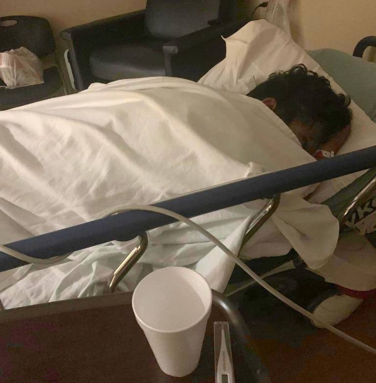 $!Hallan vivo a joven que desapareció hace 8 años mientras paseaba a sus perros en Estados Unidos