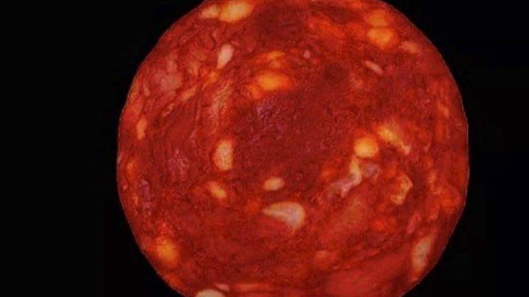 Físico hizo pasar una rodaja de chorizo como estrella capturada por la NASA, luego se disculpó