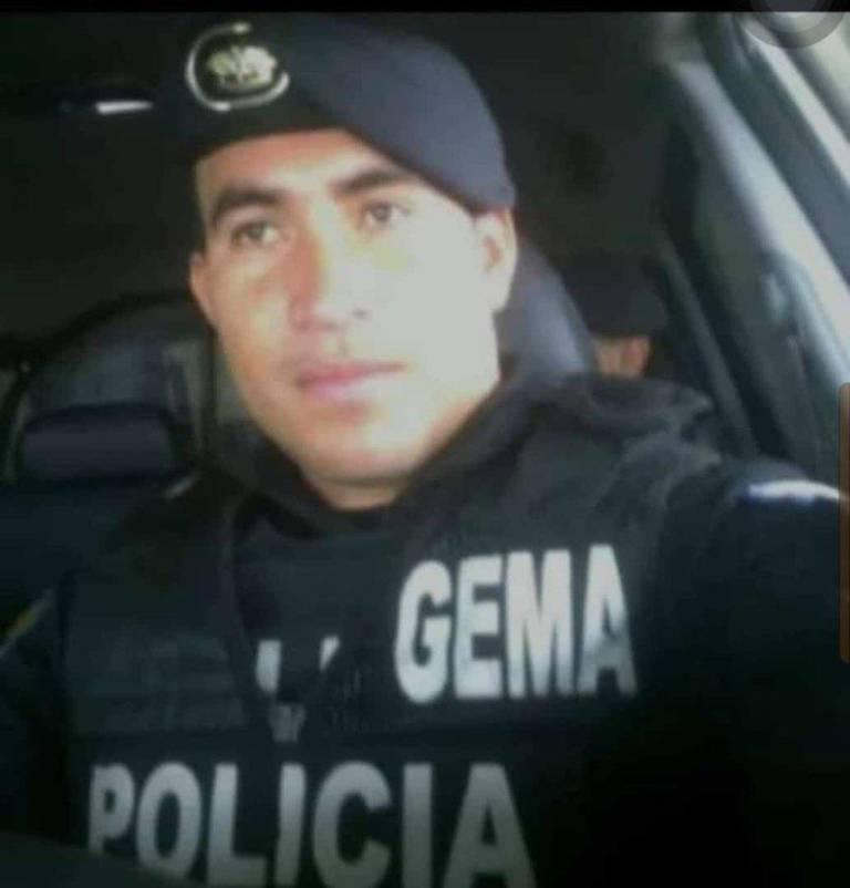 $!Policía muere en cruce de balas por impedir robo en Samanes; presunto delincuente también falleció