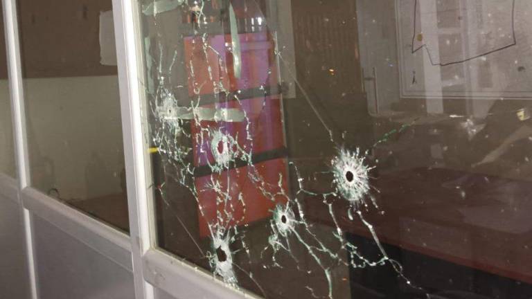 Atacan a una mujer policía en un UPC al norte de Guayaquil