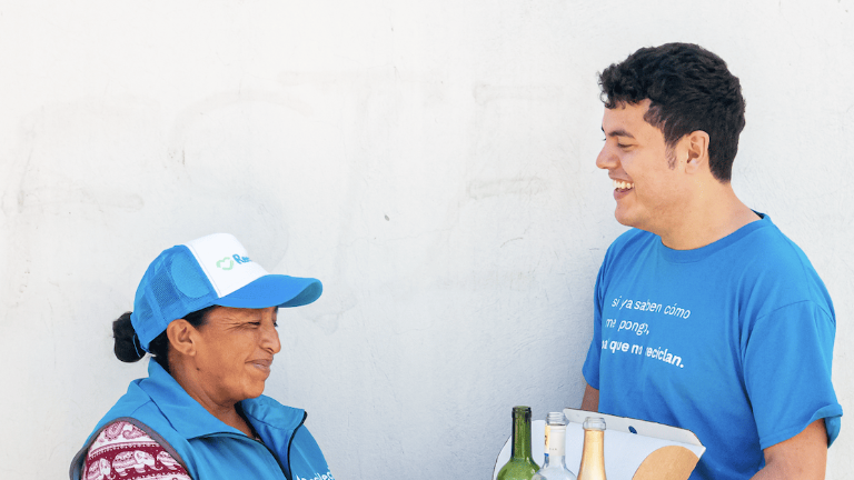Clasificación de residuos en Ecuador: ¿cómo contribuir desde los hogares?