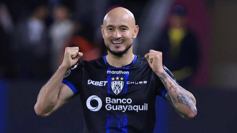 Carlos González celebrando la anotación de Independiente del Valle en Copa Libertadores.