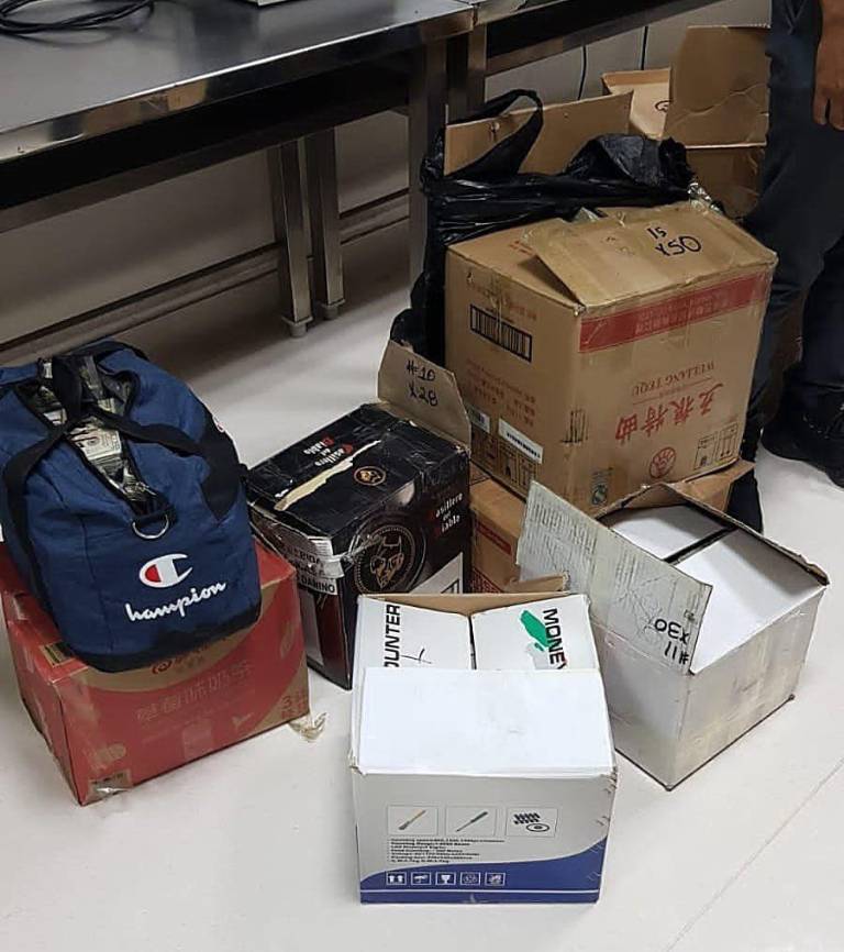 $!$5 millones son hallados ocultos en casa de víctima de sicariato, ocurrido anoche en Guayaquil