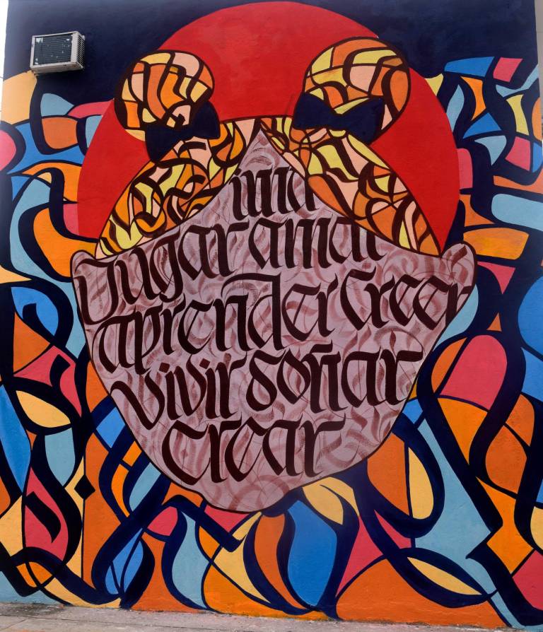 $!Los murales rinden homenaje a las muertes violentas de niños y niñas en el país.