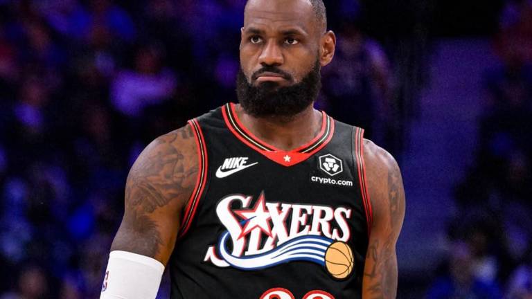 LeBron James es nuevo jugador de los Philadelphia 76ers.