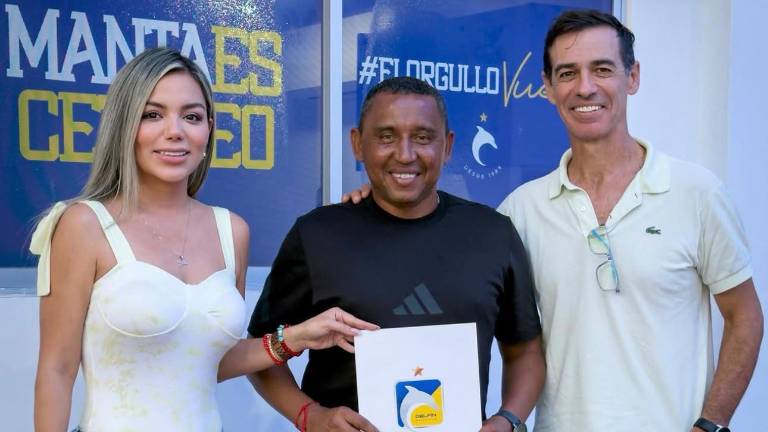 Juan Carlos León es nuevo director técnico de Delfín SC.