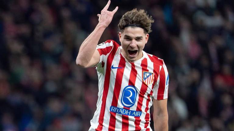 Atlético de Madrid declara intransferible a Julián Alvarez y rechaza ofertas de hasta USD 200 millones