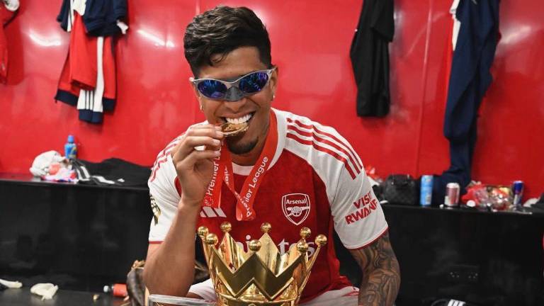 Arsenal ejecuta la compra definitiva de Piero Hincapié hasta 2031