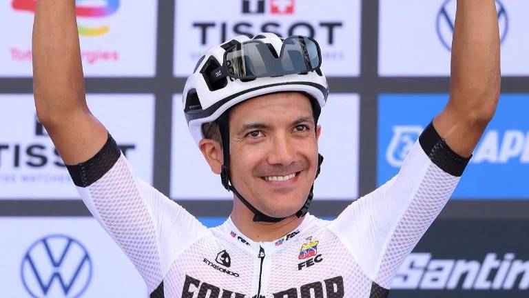 Richard Carapaz ficha por el NSN Cycling Team hasta 2029