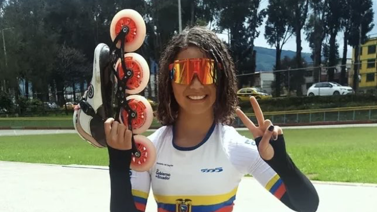 Darla practicaba ballet pero lo dejó por la adrenalina del patinaje. Luego de un año de entrenamiento ya era la mejor de Pichincha