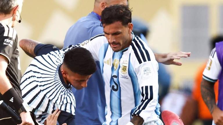FIFA castiga a jugadores de Argentina y España por los incidentes de la final del Mundial 2026