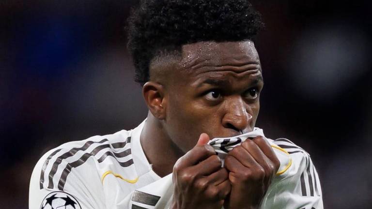 Vinicius Jr. renueva con el Real Madrid hasta 2032