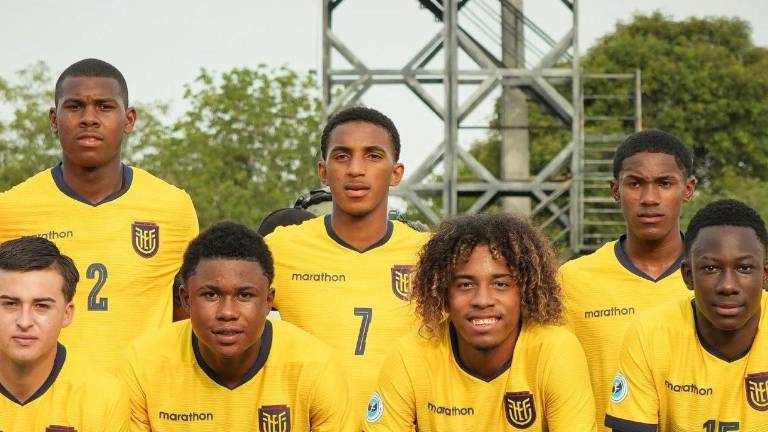Jugadores de Ecuador Sub 17 reunidos antes de disputar el partido frente a Colombia el pasado 5 de abril de 2026.