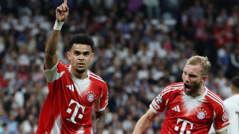 Luis Díaz celebró gol anotado frente al Real Madrid junto a Konrad Laimer.