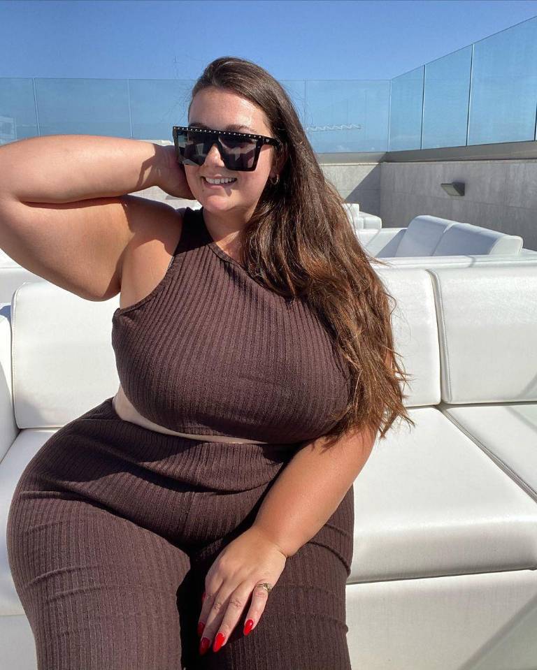 $!“No somos perezosos, ni comemos demasiado”: modelo defiende a las personas con talla grande