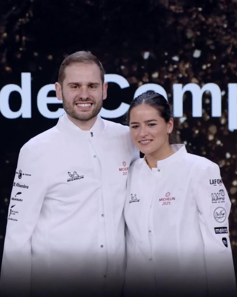 $!Foto compartida por la cuenta oficial del restaurante, donde los chefs escriben Nos sentimos muy afortunados de compartir este camino con todos vosotros.