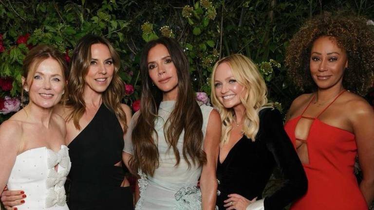 Luego de más de una década, las Spice Girls se dejan ver juntas en público, en la celebración 50° cumpleaños de Victoria Beckham.