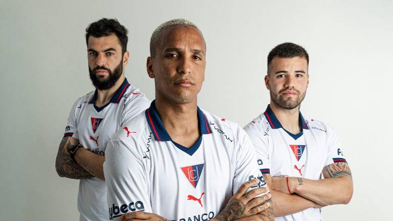 Liga de Quito presenta camiseta conmemorativa por sus 108 años de fundación