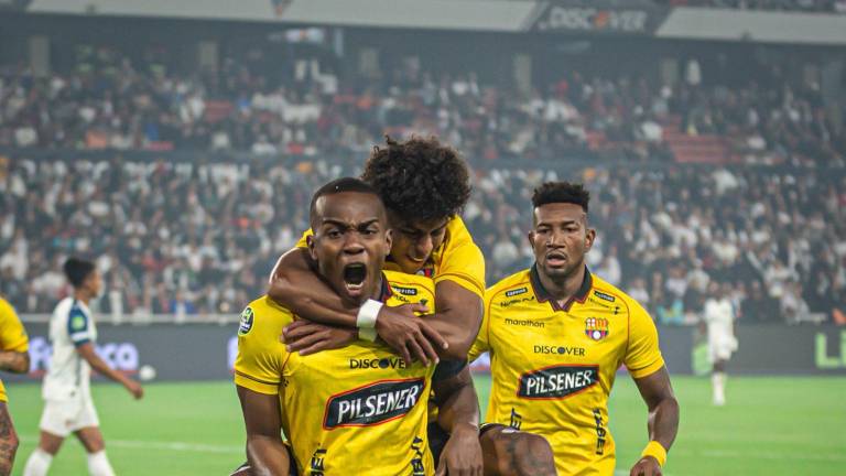 Jhonny Quiñonez gritó el gol que puso en ventaja a Barcelona SC en su partido frente a Liga de Quito.