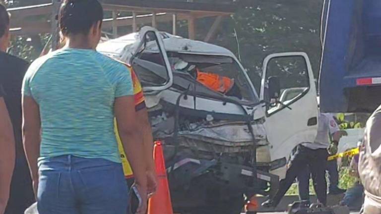 Tragedias en la vía a la Costa: una niña murió atropellada y otros seis heridos en choque múltiple