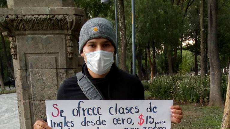 Joven ofrece clases de inglés por menos de un dólar en México