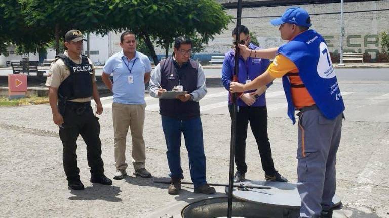 Ecuador raciona el combustible: hay límite de 1.000 galones por despacho
