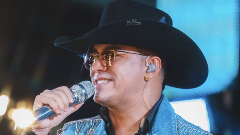 El cantante colombiano Yeison Jiménez falleció en trágico accidente de avioneta