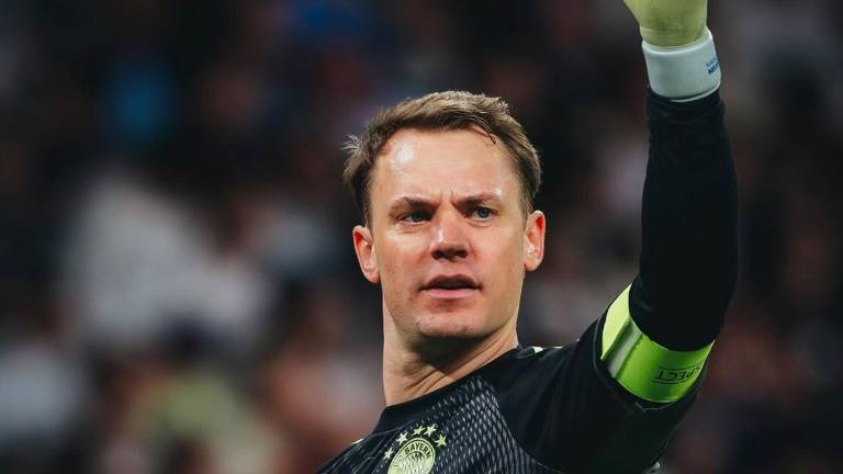 Manuel Neuer, portero del Bayern Múnich, anticipa el final de su carrera y fija la fecha de su retiro