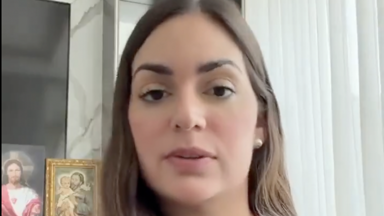 La esposa de Aquiles Alvarez contradice la versión del Gobierno sobre la cirugía del alcalde de Guayaquil