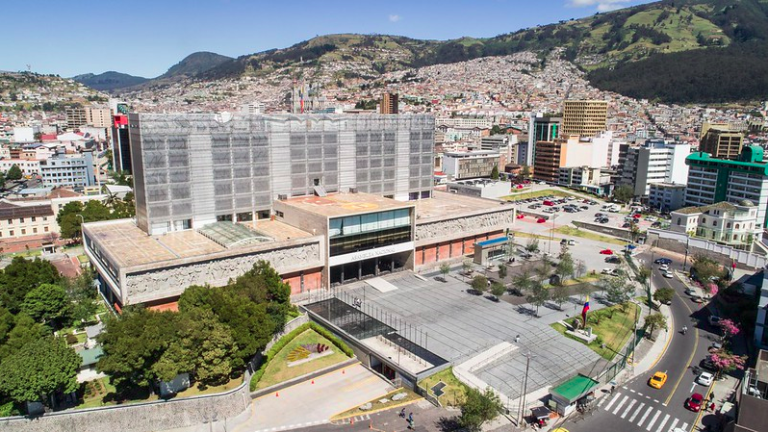 Cierres viales en Quito por la posesión presidencial: estas son las rutas alternas que puede tomar