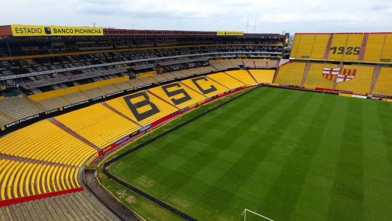 Aucas vence 1-0 a Barcelona en final de ida y acaricia su primer título