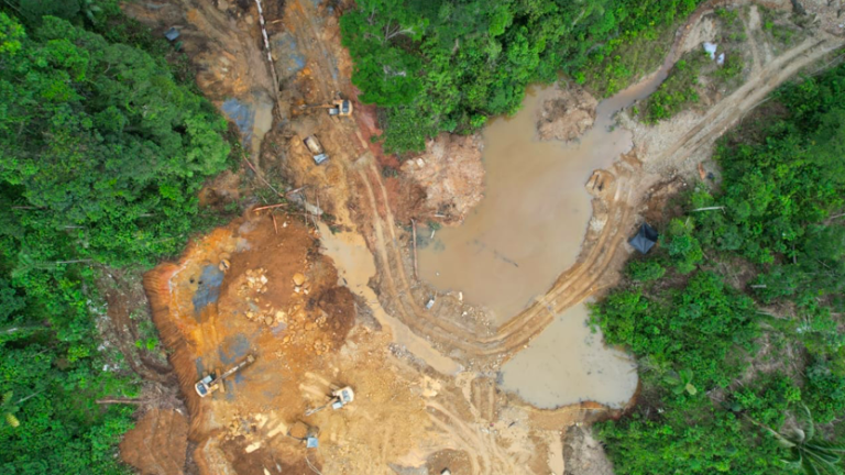 Envían carta al presidente Daniel Noboa sobre denuncia de minería ilegal en Napo