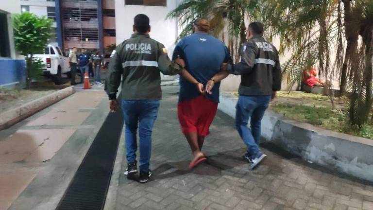 Arrestan a un hombre que estaría involucrado en asalto a un padre y su hija en Guayaquil que indignó a Nayib Bukele