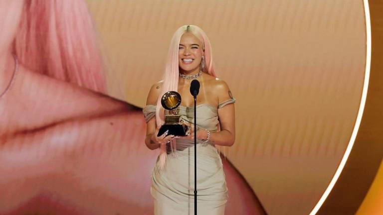 El primer Grammy de Karol G por su álbum “Mañana será bonito”